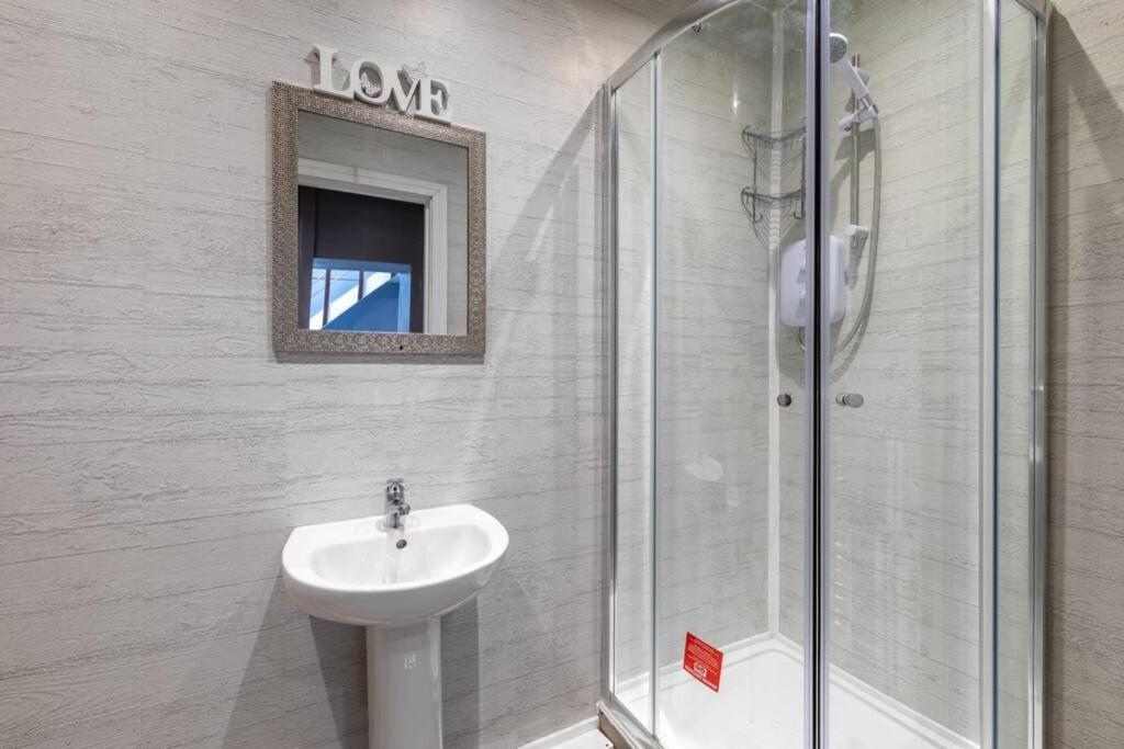 Darlington Luxury Penthouse Apartment المظهر الخارجي الصورة